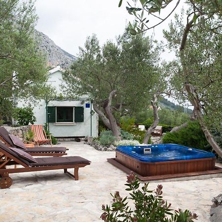 Holiday House Jano In Makarska, Jacuzzi Villa Ngoại thất bức ảnh